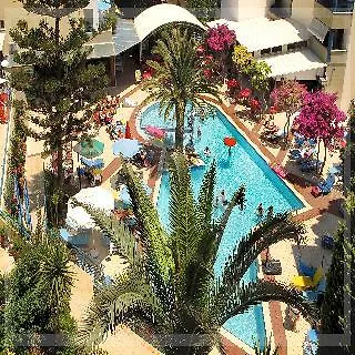 Ibiscos Garden 레팀노